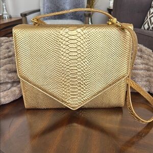 New Emily Cho Large Triangle Tote Leather embossed Snakeskin handbag gold